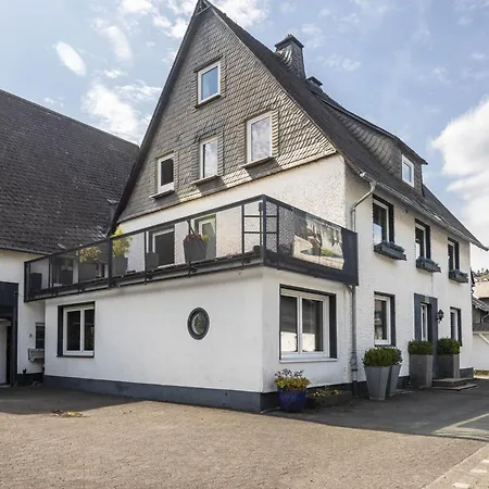 Haus Mit 12 Schlafzimmern, 8 Baeder * 温特贝格