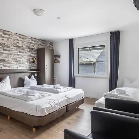 Haus Mit 12 Schlafzimmern, 8 Baeder بيت للعطل وينتربرغ